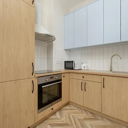 Апартаменты Comfortable In Central By Renters